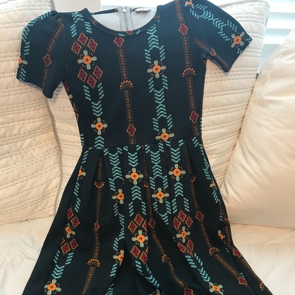 LuLaRoe Amelia XSmall - Picture 1 of 2